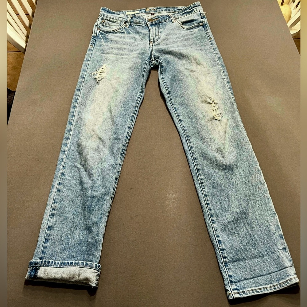 KUT Catherine Boyfriend Light Blue DISTRESSED Denim Jeans